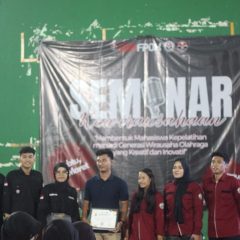MEMBANGUN KARIR DI INDUSTRI OLAHRAGA: SEMINAR KEWIRAUSAHAAN HADIRKAN NARASUMBER INSPIRATIF